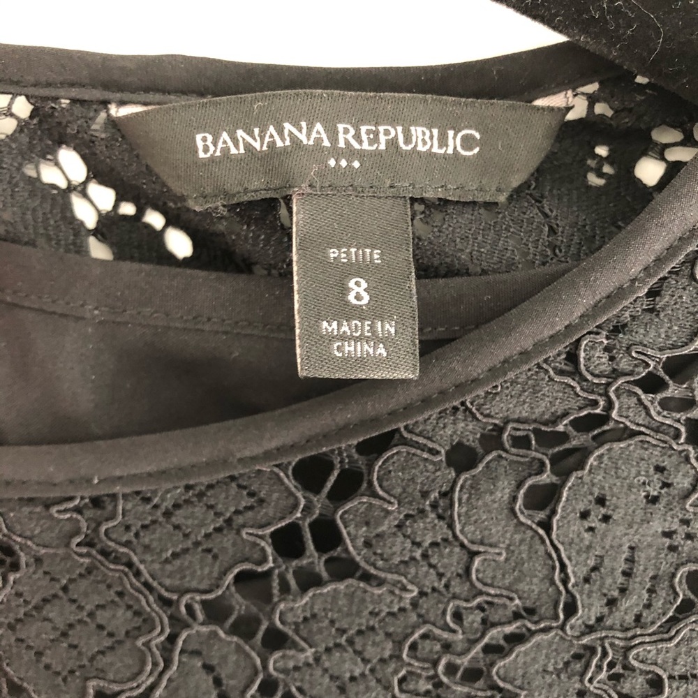 Banana Republic Factory Lace Sheath Dress - Picture 4 of 6